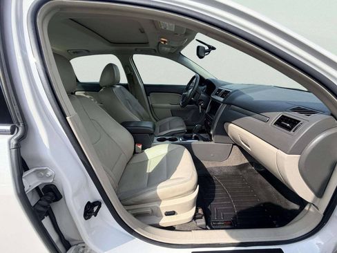 Used 2010 Ford Fusion Hybrid FWD image 26