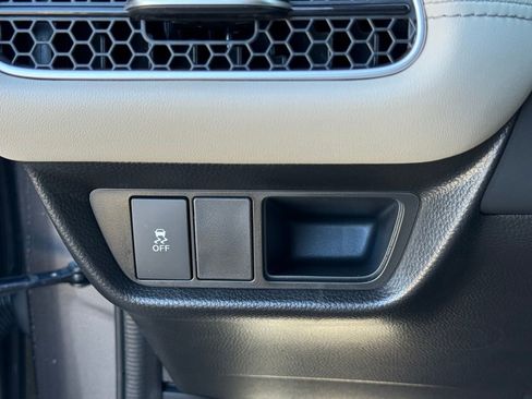 Certified 2026 Honda HR-V EX-L image 32