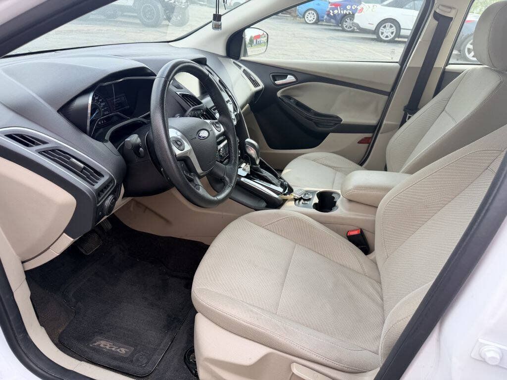 Used 2013 Ford Focus Electric Hatchback FWD image 10