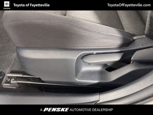 Used 2025 Toyota Camry LE image 21
