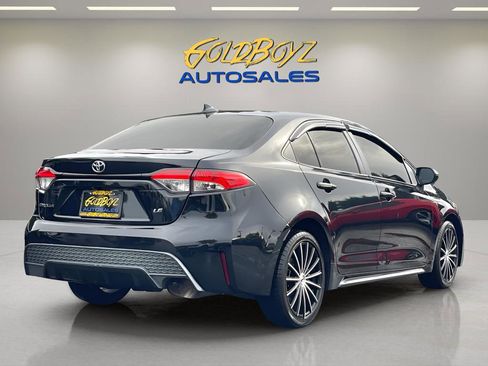Used 2020 Toyota Corolla LE image 3