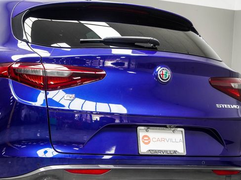 Used 2022 Alfa Romeo Stelvio Ti image 13