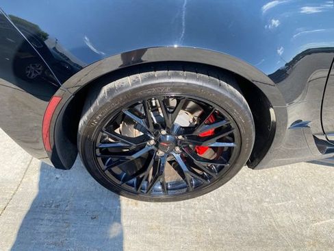 Used 2018 Chevrolet Corvette Z06 RWD image 13