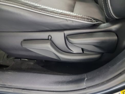 Used 2016 Toyota Corolla S FWD image 15
