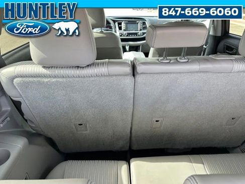 Used 2016 Toyota Highlander Plus image 14