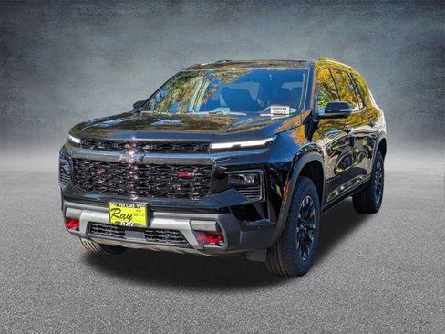 New 2026 Chevrolet Traverse Z71 w/ Driver Confidence Package AWD/4WD image 7