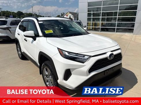 Used 2023 Toyota RAV4 XLE AWD/4WD image 1