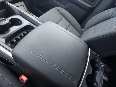 New 2026 RAM 1500 Express AWD/4WD image 26