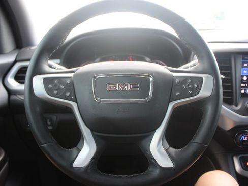 Used 2023 GMC Acadia SLT w/ Preferred Package FWD image 41