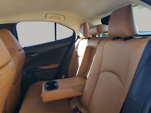 Used 2021 Lexus UX 250h image 19