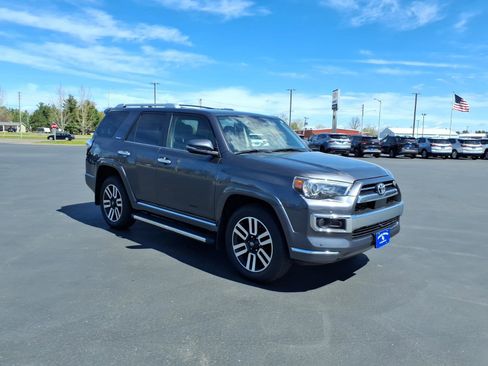 Used 2023 Toyota 4Runner Limited AWD/4WD image 8