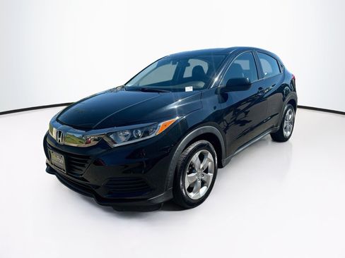 Used 2021 Honda HR-V LX image 3