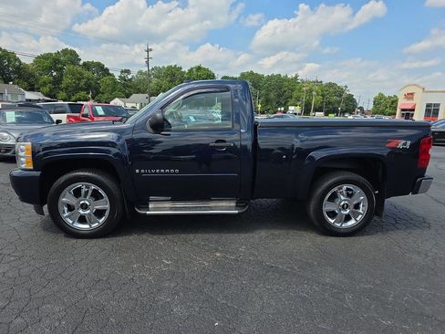 Used 2008 Chevrolet Silverado 1500 LT w/ Suspension Package, Off-Road AWD/4WD image 19
