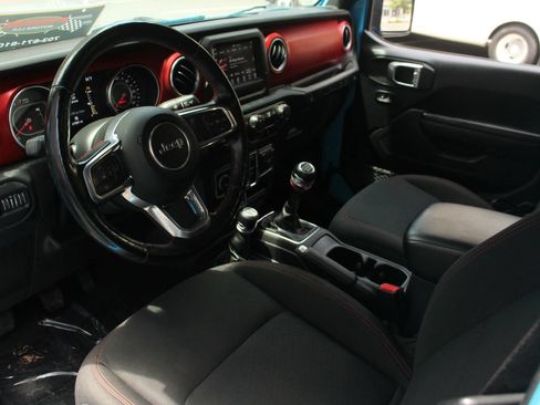 Used 2021 Jeep Wrangler Unlimited Rubicon w/ Safety Group AWD/4WD image 13