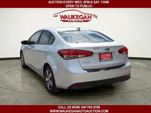 Used 2018 Kia Forte LX w/ LX Popular Package FWD image 4