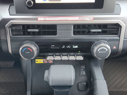 Used 2026 Toyota 4Runner SR5 AWD/4WD image 20