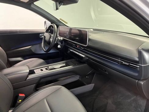 Used 2025 Hyundai Ioniq 6 SEL RWD image 11