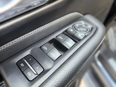 Used 2021 GMC Yukon Denali image 17