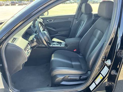 Used 2025 Honda Civic Sport image 17