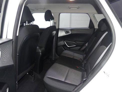 Used 2024 Kia Soul LX w/ Option Group 015 image 27