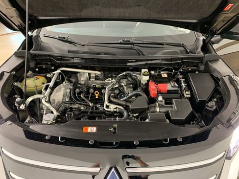 Used 2025 Mitsubishi Outlander SE image 41