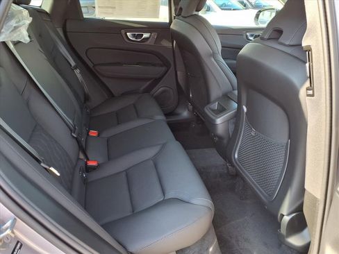 New 2026 Volvo XC60 B5 Core w/ Protection Package Premier image 10