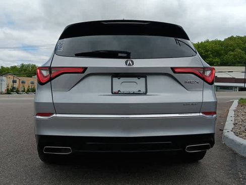 Used 2023 Acura MDX SH-AWD image 4