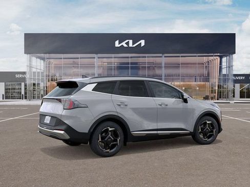 Used 2026 Kia Sportage EX w/ EX Panorama Roof Package FWD image 6