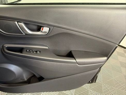 Used 2022 Hyundai Kona SEL image 47