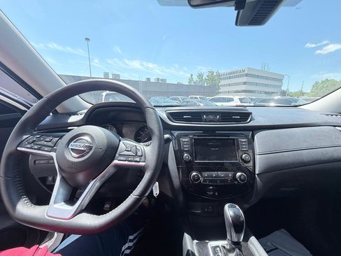 Used 2020 Nissan Rogue S w/ Special Edition Package AWD/4WD image 17