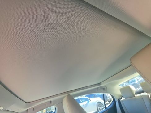Used 2024 Lexus ES 350 w/ Premium Package FWD image 20