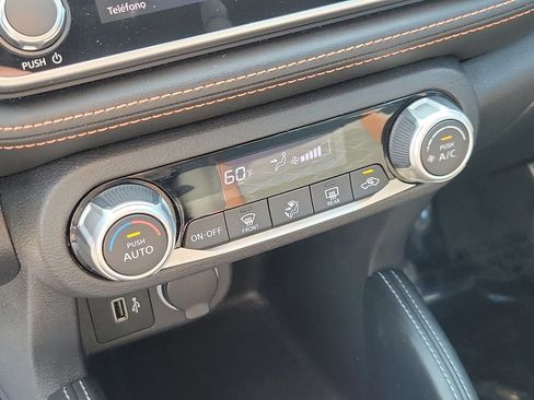 Certified 2020 Nissan Kicks SR FWD image 26