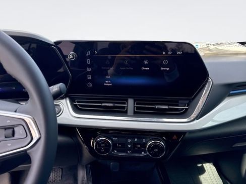 New 2026 Chevrolet Trax LT w/ Driver Confidence Package image 16