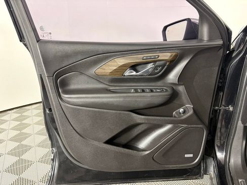 Used 2018 GMC Terrain Denali w/ Advanced Safety Package FWD image 16