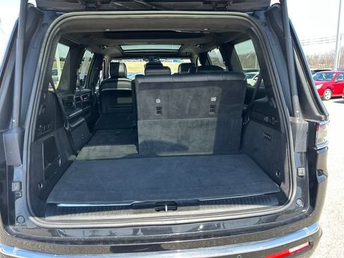 Used 2023 Jeep Grand Wagoneer Series II w/ Flexible Seating Group AWD/4WD image 47