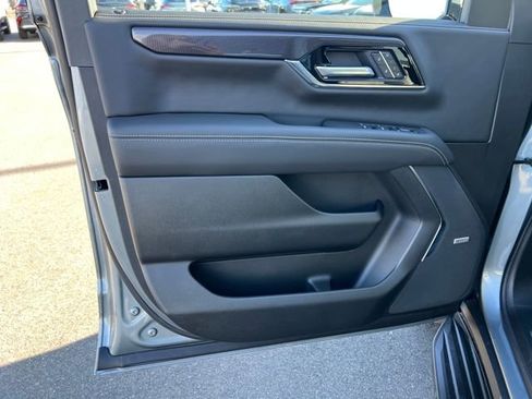 New 2026 GMC Yukon XL Elevation w/ Elevation Premium Package image 11