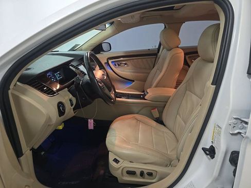 Used 2019 Ford Taurus Limited FWD image 8