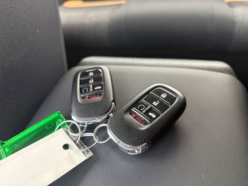 Used 2025 Honda Accord SE image 28