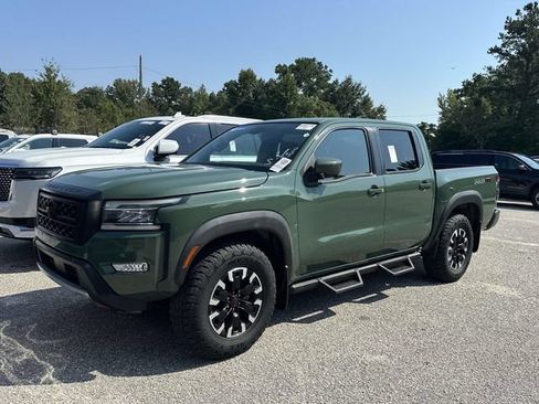 Used 2022 Nissan Frontier PRO-4X AWD/4WD image 11