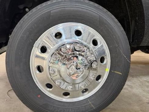 New 2026 RAM 5500 Tradesman AWD/4WD image 10