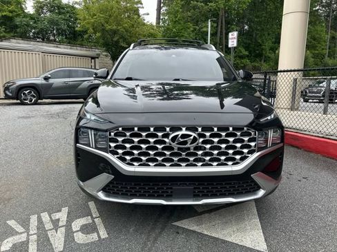 Used 2022 Hyundai Santa Fe Limited FWD image 2