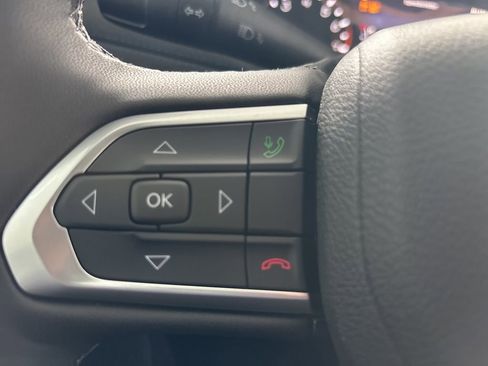 New 2026 Jeep Compass Latitude image 14