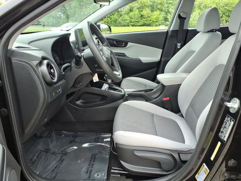Used 2022 Hyundai Kona SE FWD image 19