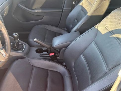 Used 2013 Volkswagen Jetta TDI image 10
