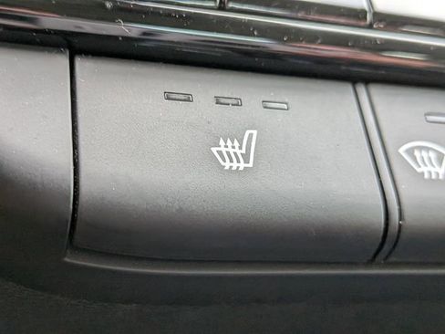 Certified 2025 Hyundai Elantra SEL image 23