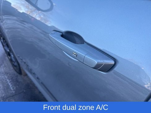 Used 2026 Chevrolet Traverse LT w/ Midnight/Sport Edition image 6