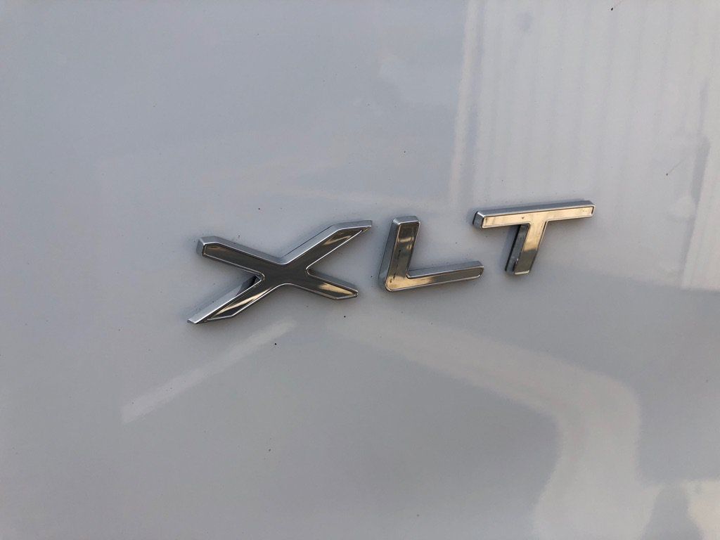 Used 2023 Ford Transit 350 XLT RWD image 18
