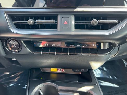 Used 2025 Lexus UX 300h FWD w/ Accessory Package (Z2) image 47