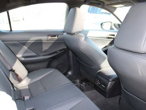 Certified 2023 Lexus IS 300 300 w/ Premium Package image 7