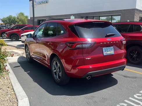 Used 2024 Ford Escape ST-Line w/ Tech Pack #1 FWD image 2